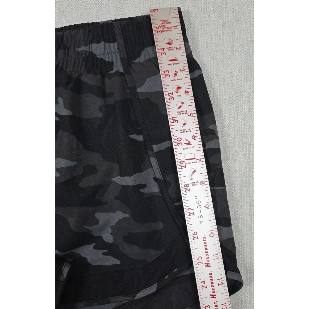 Athleta Shorts Womens Large Black Camo Printed Mesh Racer Run Lined Running 4 In - Picture 7 of 13
